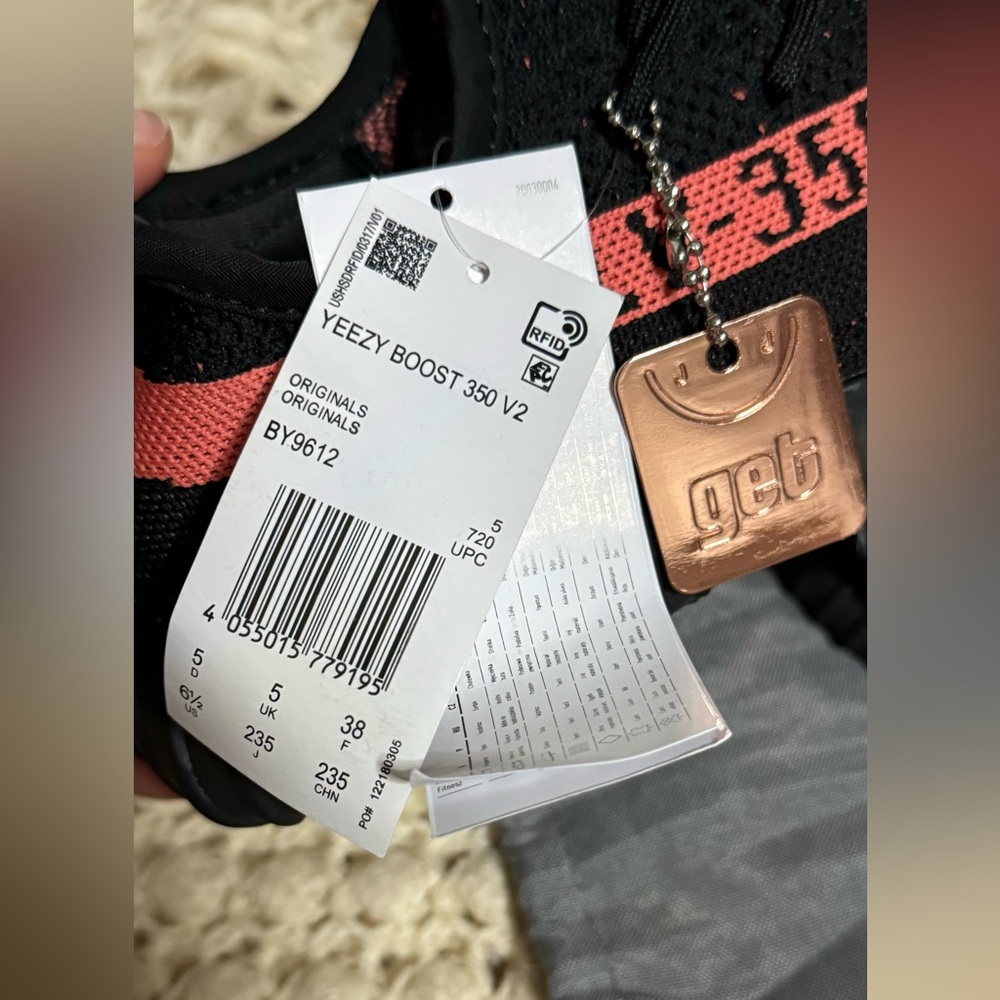 Adidas Yeezy Boost 350 V2